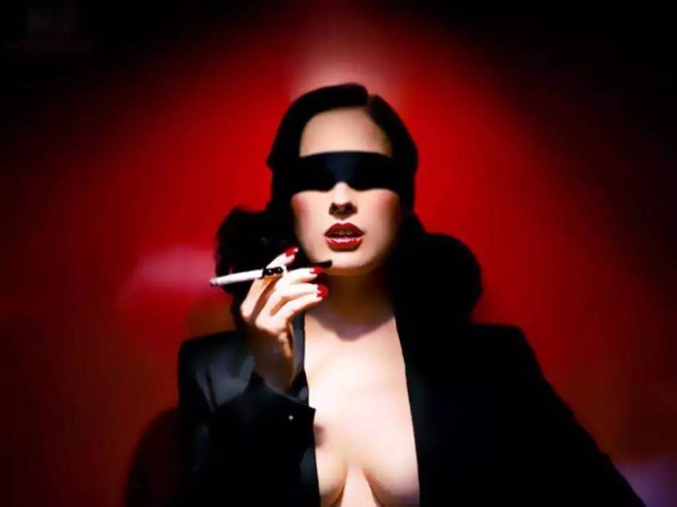 知识付费平台林立,情色交易正在借鸡生蛋