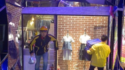 每日轻松一刻5月11日 屌了!共享主义的未来是共享Wife