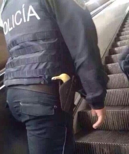 每日轻松一刻5月11日 屌了!共享主义的未来是共享Wife