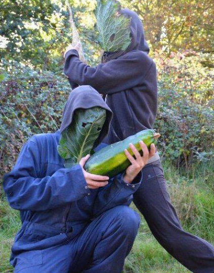 每日轻松一刻5月11日 屌了!共享主义的未来是共享Wife