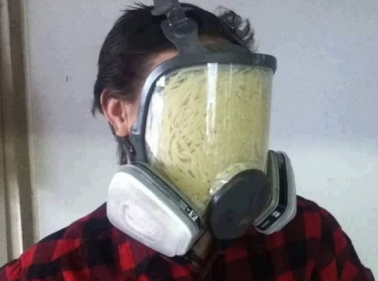 每日轻松一刻5月11日 屌了!共享主义的未来是共享Wife