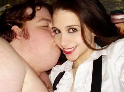 每日轻松一刻5月11日 屌了!共享主义的未来是共享Wife