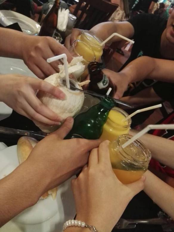 做爱做的事 交配交的人 每日轻松一刻5月12日午间版