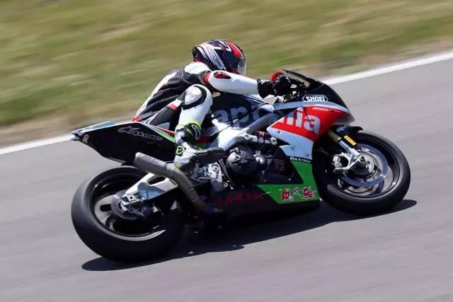 意大利顶级赛车Aprilia加盟中国摩托车赛事CSBK