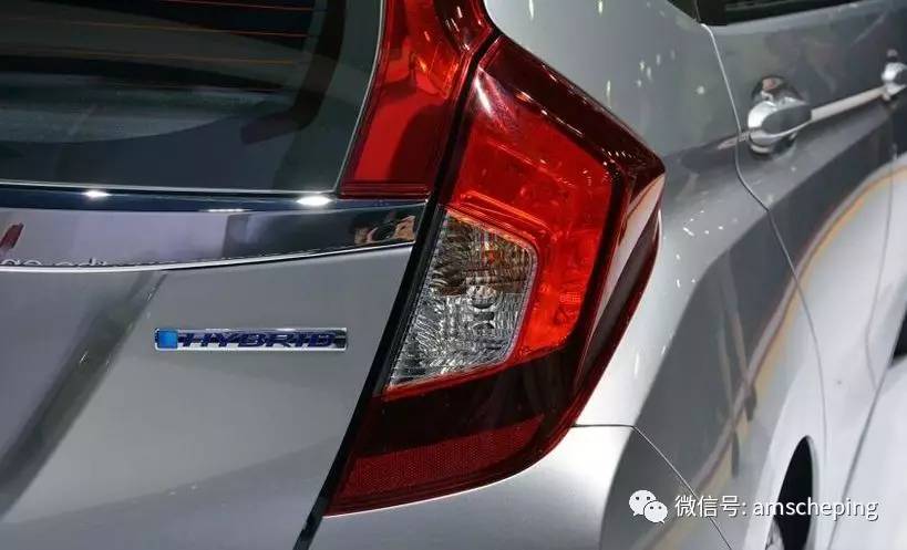 本田改款飞度实车亮相,有想买的冲动吗?