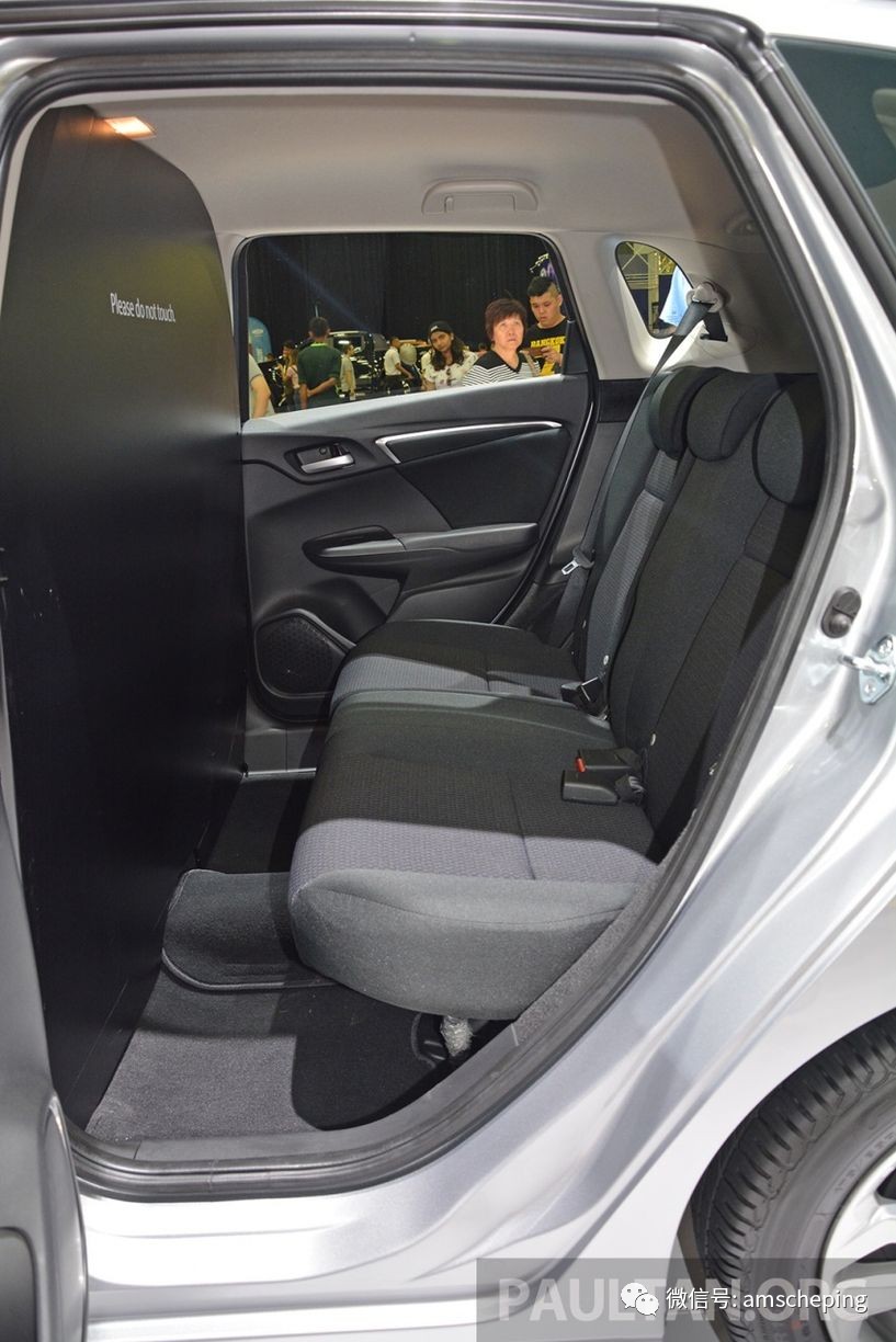 本田改款飞度实车亮相,有想买的冲动吗?