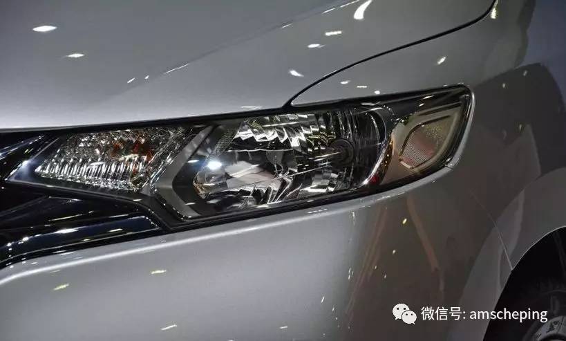 本田改款飞度实车亮相,有想买的冲动吗?