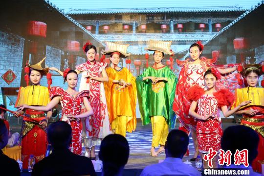 同时评选出山西旅游形象大使。 任丽娜 摄