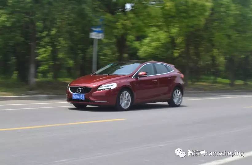 要省油，还要安全？ v40 vs CT200h