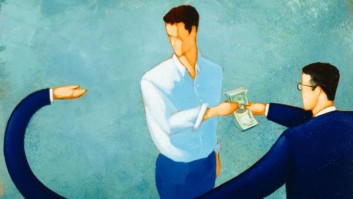 电力稽查员 查偷电先 私了 再举报两头拿钱40余