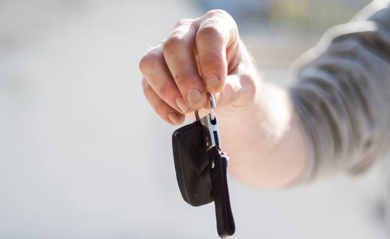 驾照0分者开车撞人致死 凸显共享汽车的安全