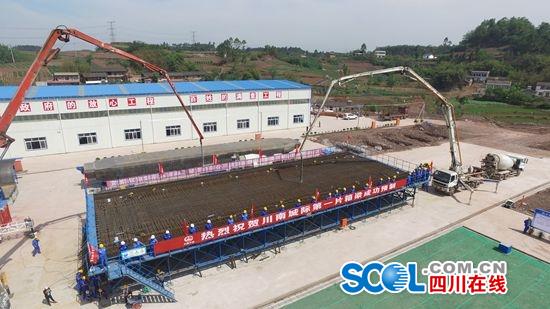 川南城际铁路第一梁浇筑成功 今后自贡4小时到