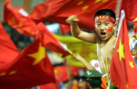 世界各国足球人口_绿茵场上世界各国足球战术简约桌面壁纸(8张)-体育壁纸 N(3)