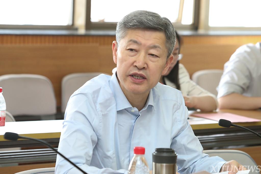 西安交大召开 加快构建中国特色哲学社会科学