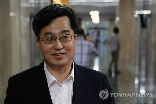  韩国亚洲大学校长金东兖（韩联社&nbsp;资料图）