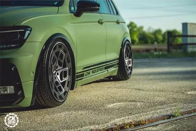 线条很硬 颜色很绿,大众新途观低趴姿态真是不务正业!