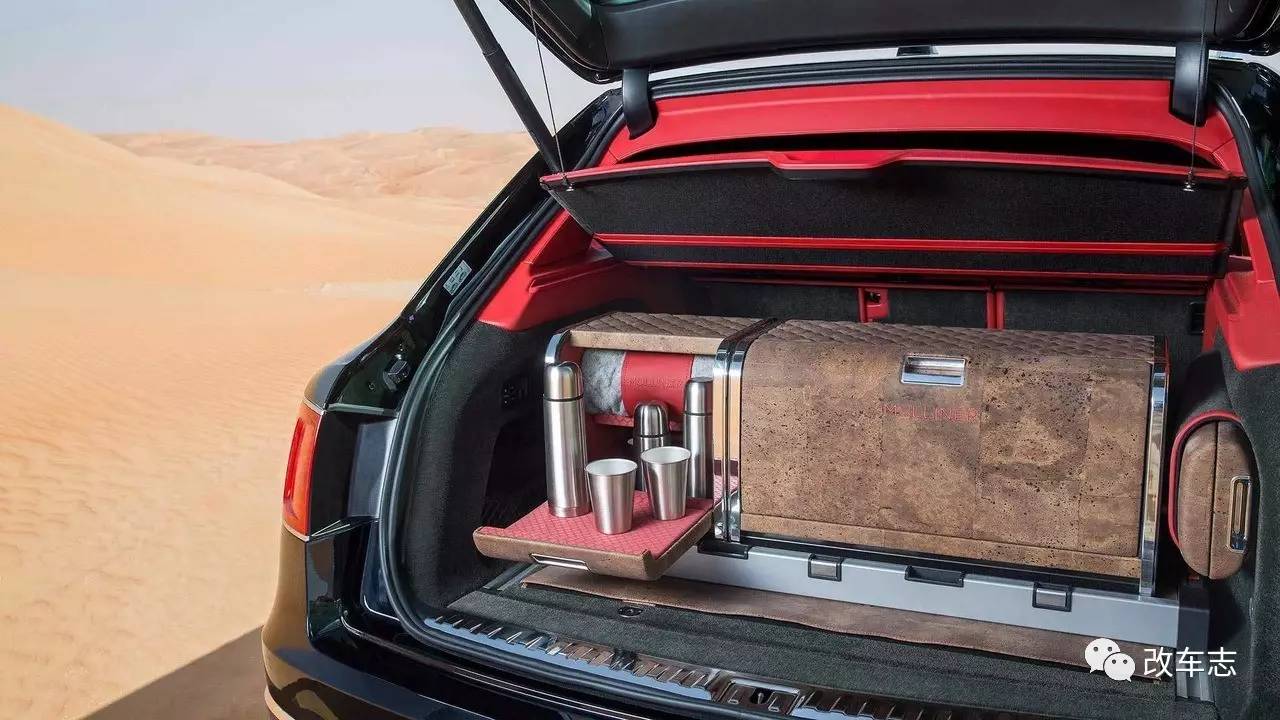 价值500万的宾利添越,打开后备箱后真是