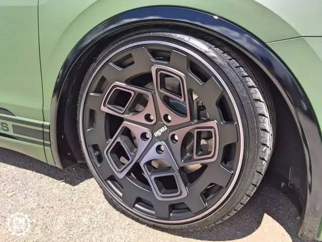 线条很硬 颜色很绿,大众新途观低趴姿态真是不务正业!