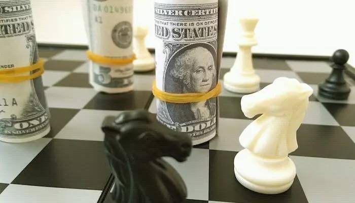 OPEC会议来袭!产油国斗不过美国,油价上涨空