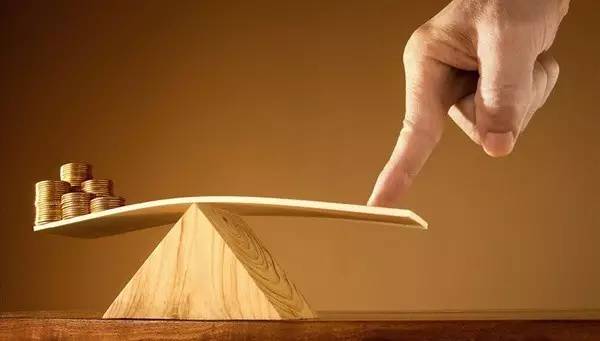 易到周航黯然离场 股权被不断稀释并丧失控制