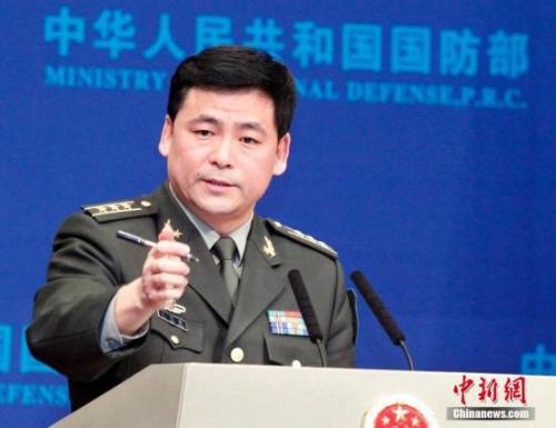 资料图:国防部新闻局副局长、国防部新闻发言人任国强上校。<a target=\'_blank\' href=\'http://www.chinanews.com/\'>中新社</a>记者 宋吉河 摄