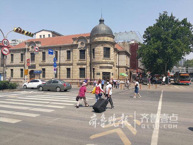 事发地附近。