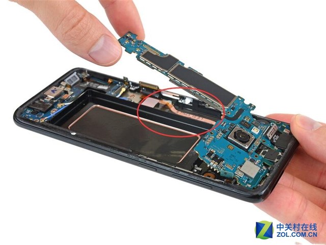 三星S8拆解:手机水冷散热是什么鬼