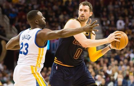 只盯着詹皇欧文?骑士一人要让勇士吃大亏_抓