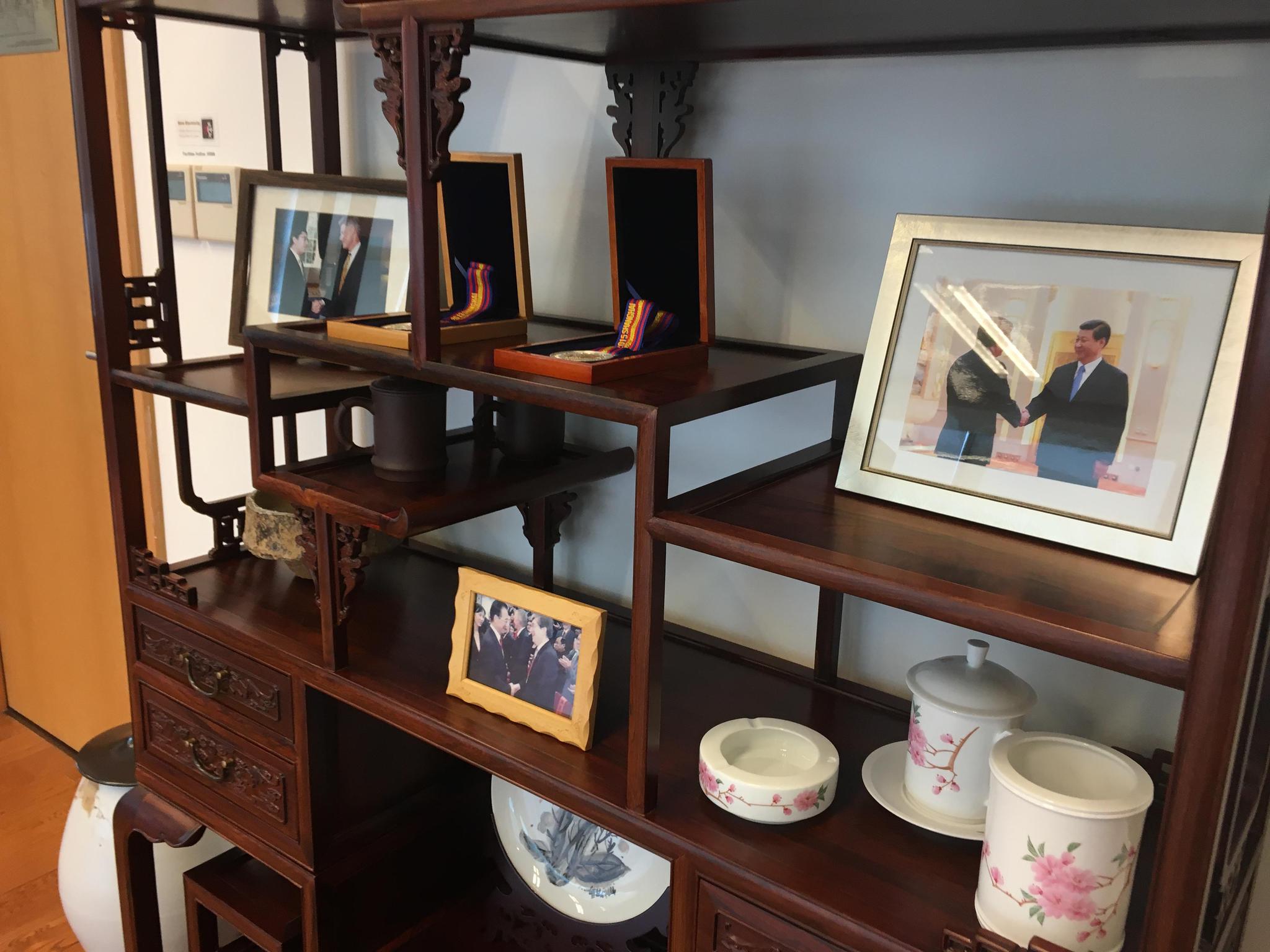 上海NYU美方校长:曾被当比尔盖茨 现有&quot;上海灵魂&quot;