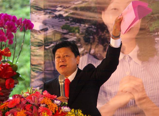 施政满意度调查夺冠全台 傅崐萁或北上挑战柯文哲