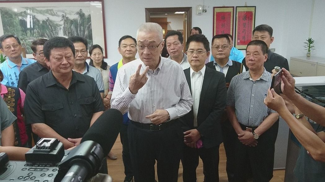厄瓜多尔总统科雷亚会见王毅