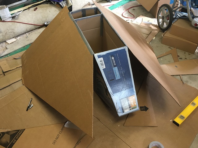 老爹用纸板为女儿打造 星球大战 雪地战机|战机