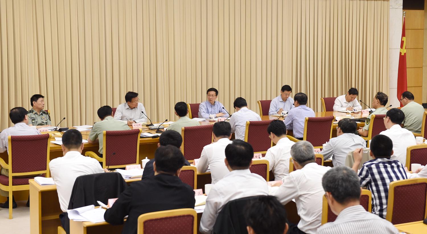 确保按期完成驻沪部队全面停止有偿服务各项任