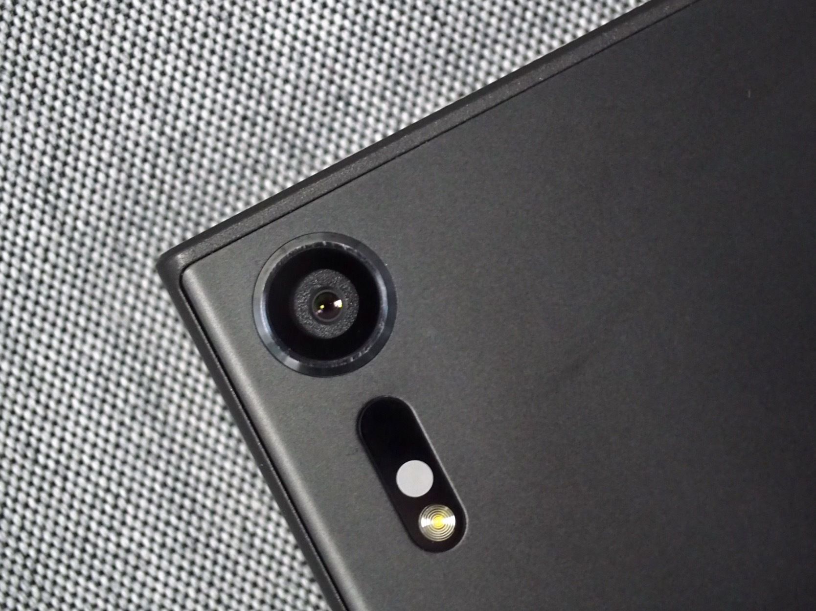 索尼 Xperia XZs 体验:真的是拍照「黑科技」?