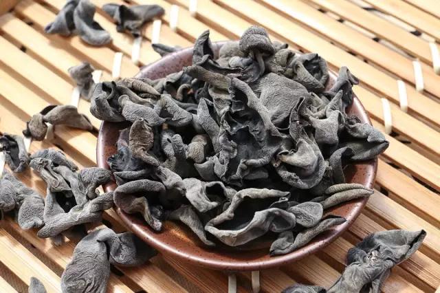 黄松甸人口_蛟河黄松甸灵芝图(2)