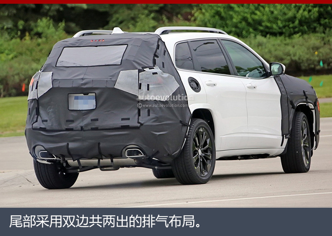 新款自由光曝谍照 或推Trackhawk车型