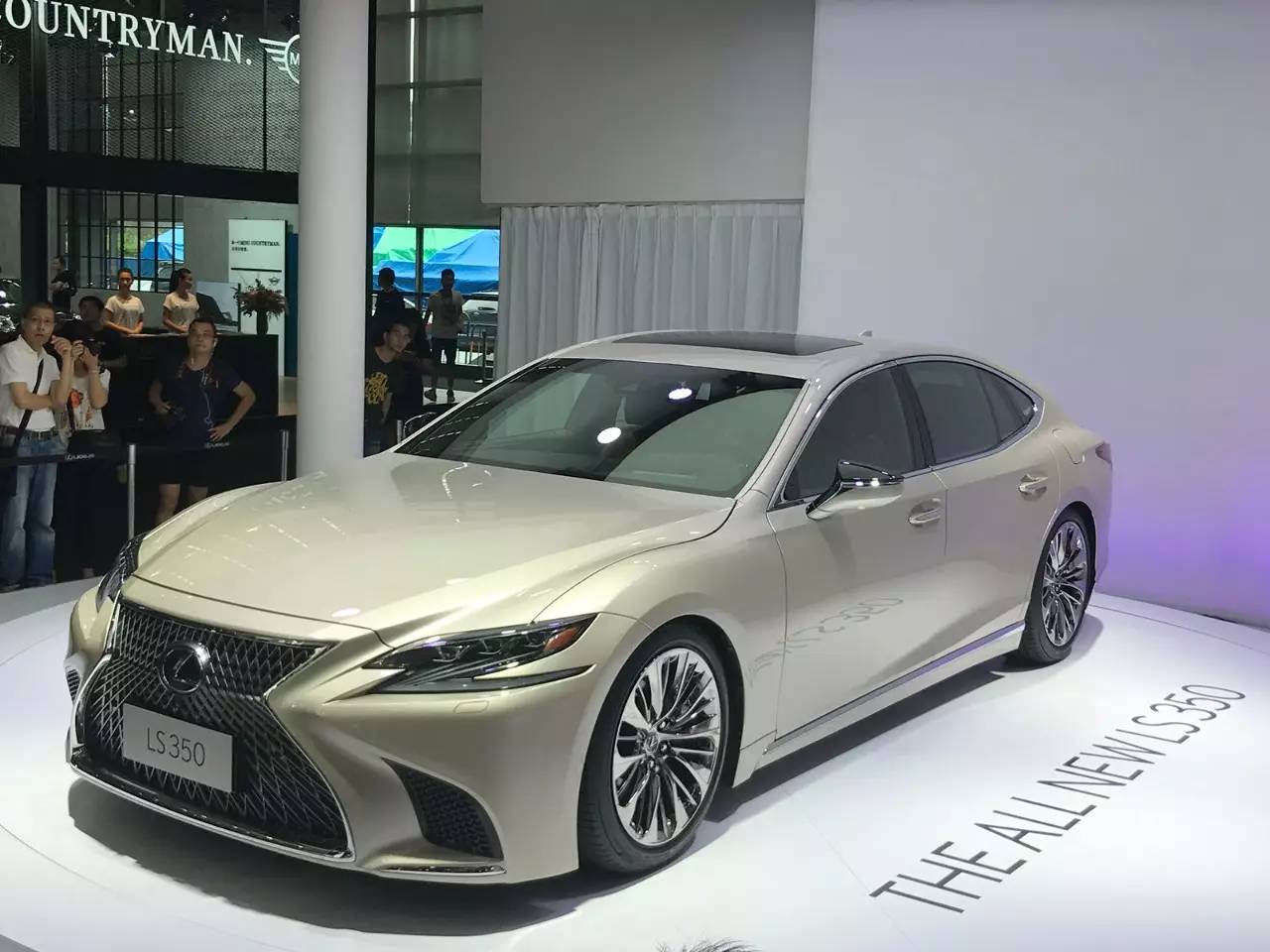 雷克萨斯车展上憋出的大招,算惊艳吗?
