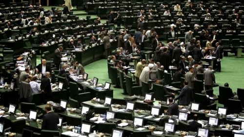 资料图：伊朗议会内景。          图片来源：法新社