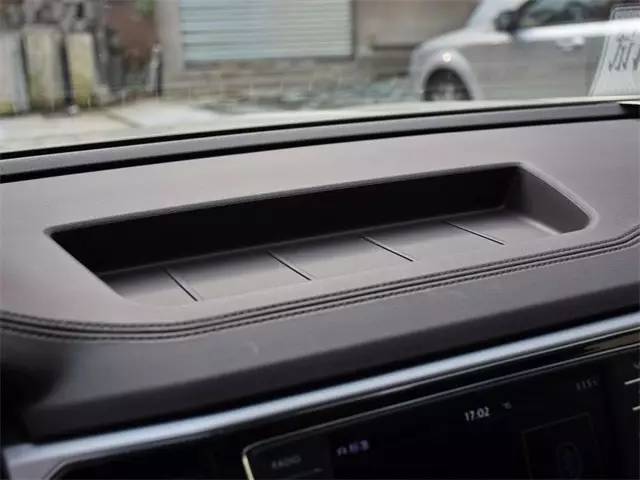 巨型7座高尔夫吓跑Q7 还省了30万买跑车!