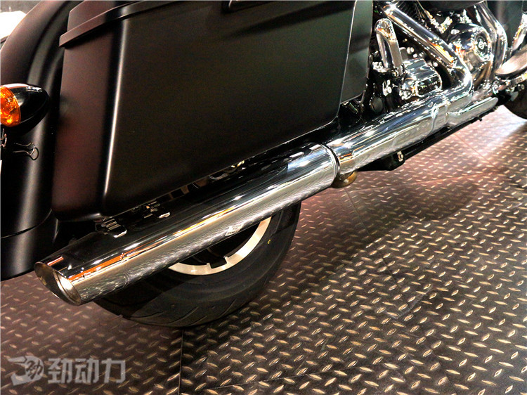 天热懒得动 足不出户看豪车可以不?