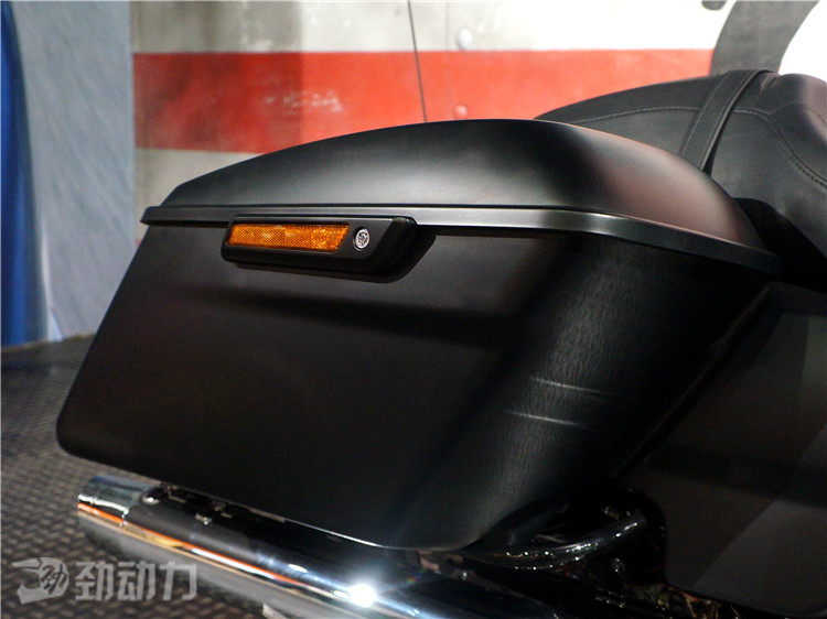 天热懒得动 足不出户看豪车可以不?