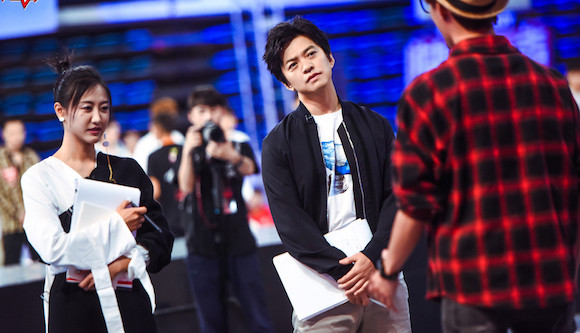 快男总决赛首场被赞 李健罗志祥段子横飞陈粒