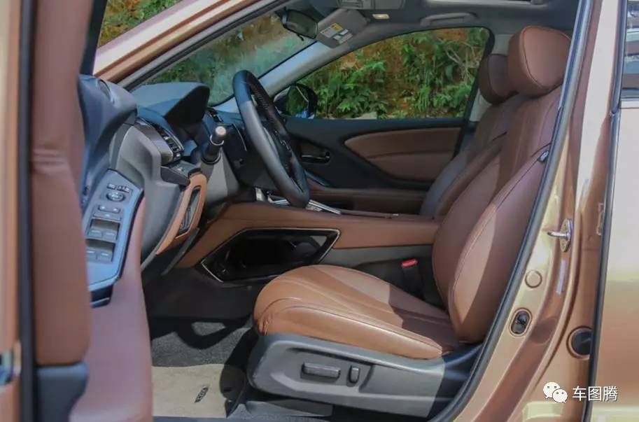 时尚动感,好玩好开!这台豪华车是如何俘获我的芳心?