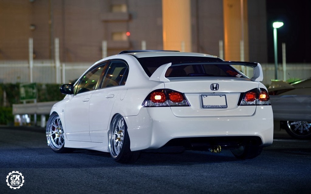 让人魂牵梦绕的8款经典车,爆改后不是街头霸王就是社会大佬!