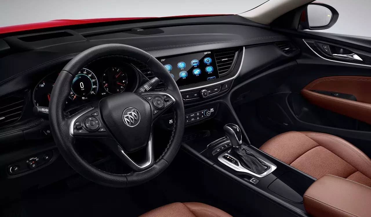 据说,月薪2.4万的85后才开得上全新一代君威