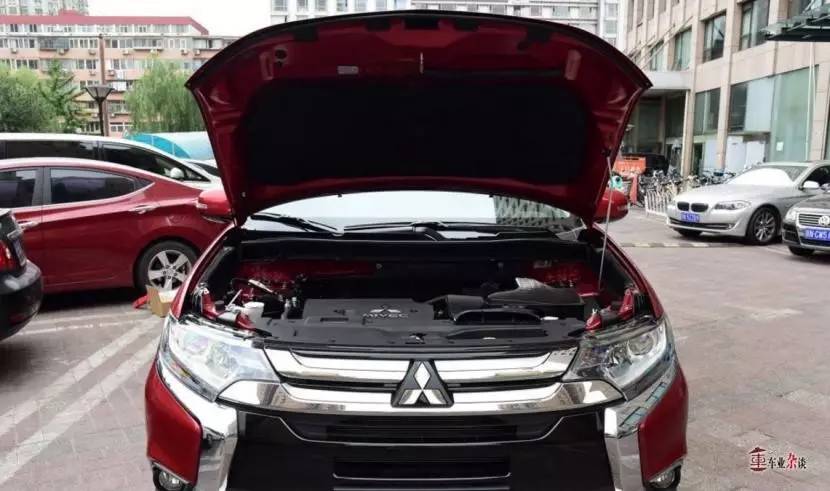 欧蓝德2.0L荣耀版重庆上市,产品差异化优势明