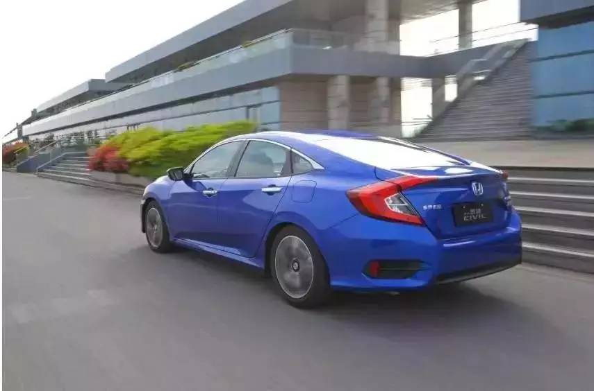 5月车市评论:合资阵营攻势猛,自主冰火两重天