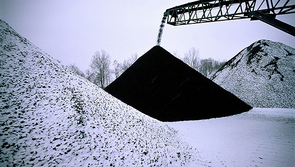 兖州煤业澳洲煤矿并购生变 半途遭遇嘉能可竞