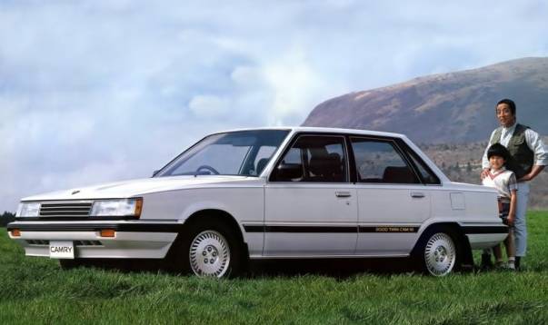 “变脸”全新凯美瑞VS带“T”第十代雅阁