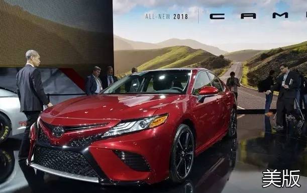 “变脸”全新凯美瑞VS带“T”第十代雅阁